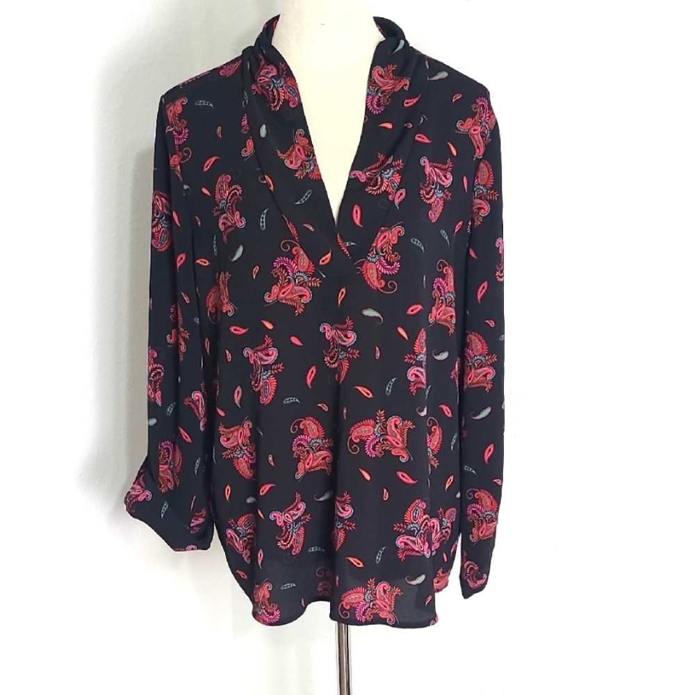 Chaus New York Black & Red Paisley Print Top, Size Large
